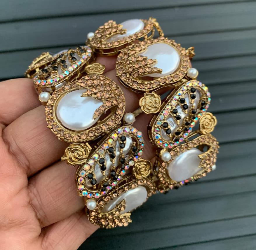 Bangles Pair (openable) - Image 3