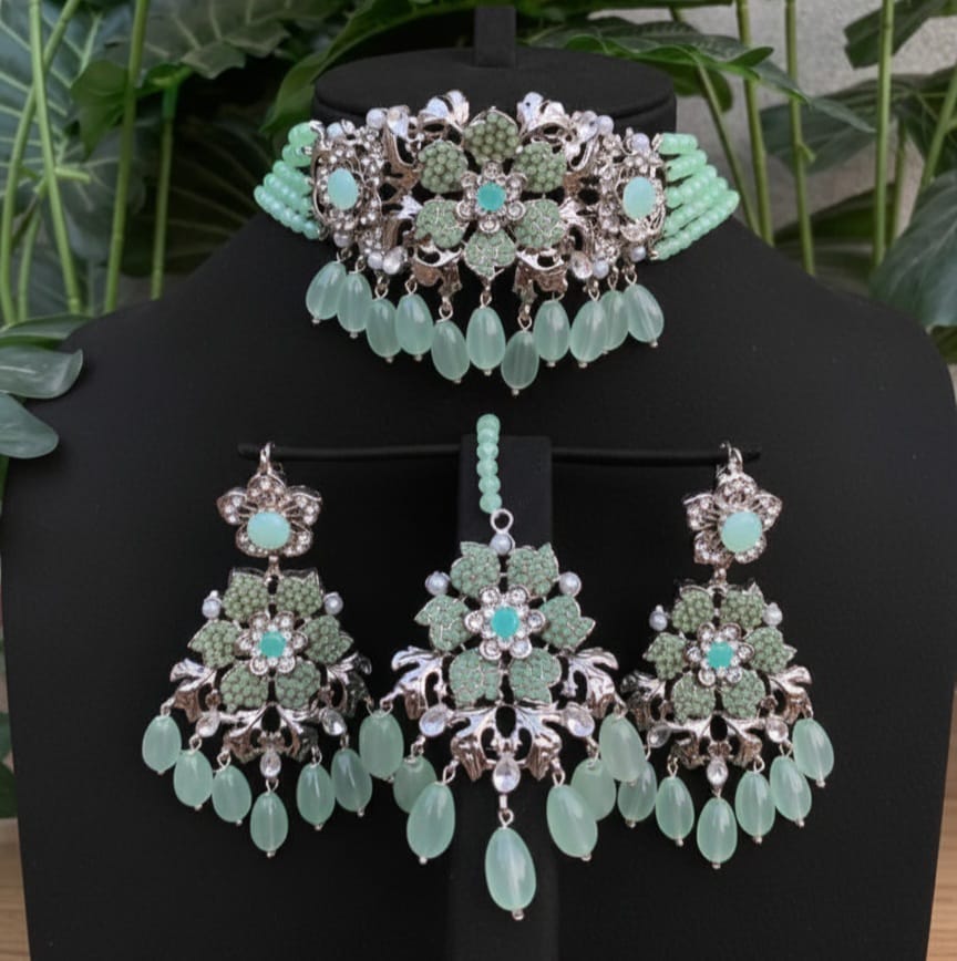 Nauratan choker set - Image 3